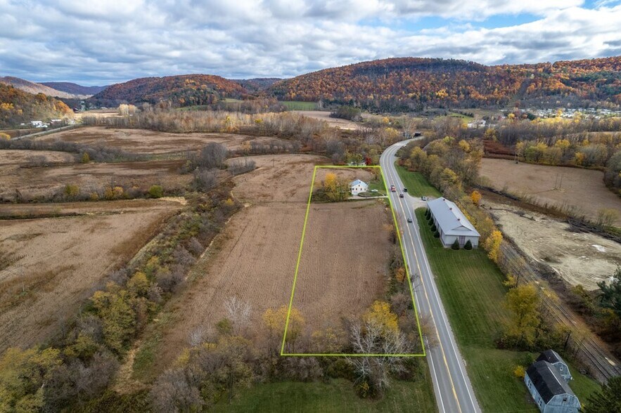 30531 Route 6, Wysox, PA for sale - Primary Photo - Image 1 of 10