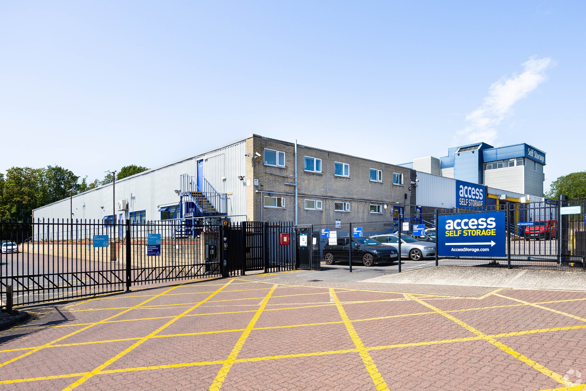 Rankine Rd, Basingstoke for lease Primary Photo- Image 1 of 7
