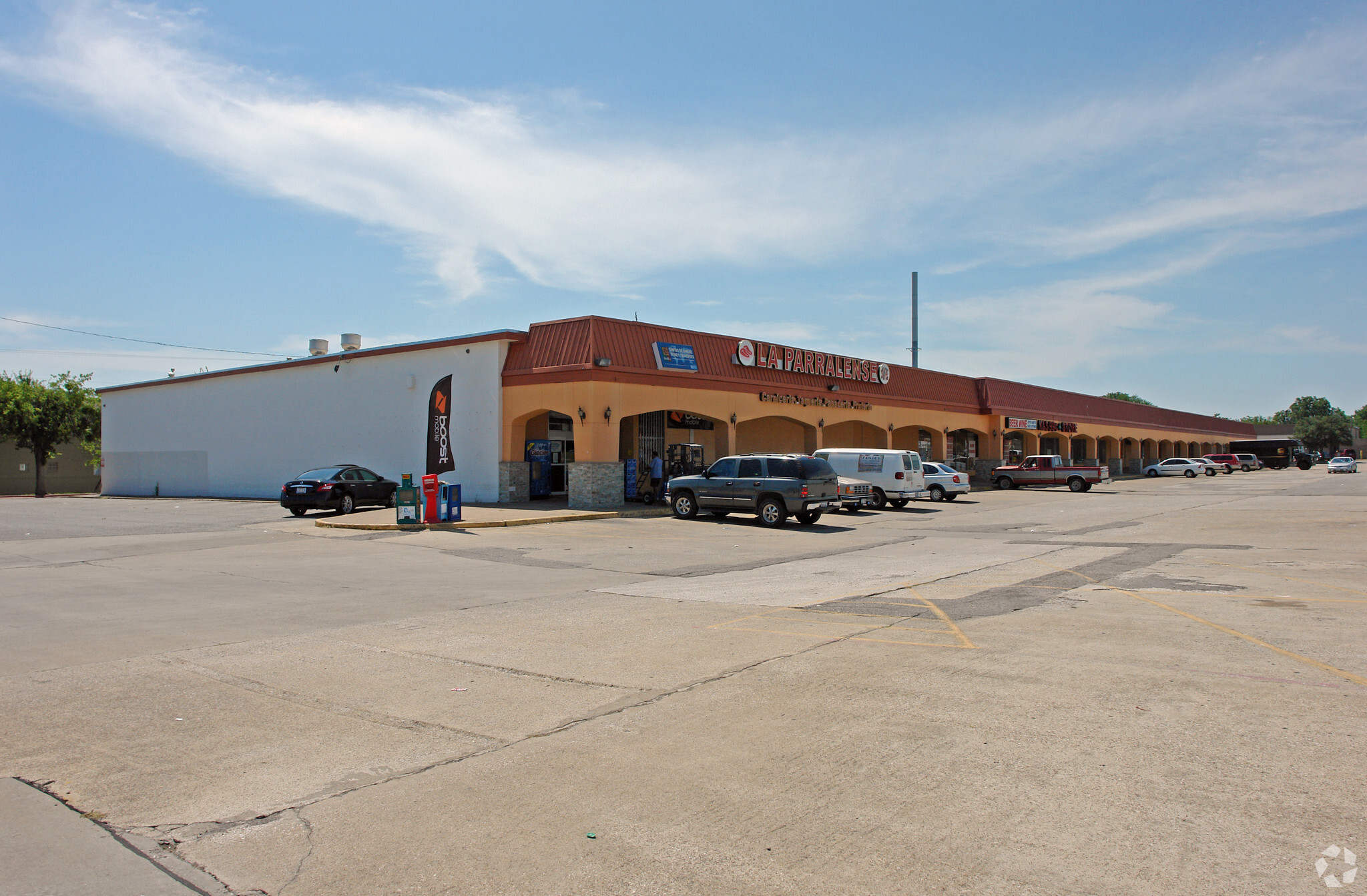 3110-3160 Saturn Rd, Garland, TX for lease Primary Photo- Image 1 of 9