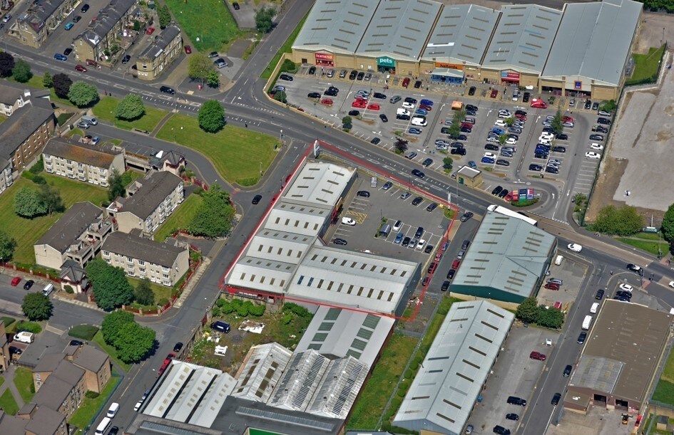 Pellon Ln, Halifax, WYK HX1 5QX