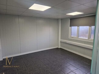 More details for Unit R4 Offices, Northfleet Industrial Est, Lower Rd, Northfleet - Office for Lease