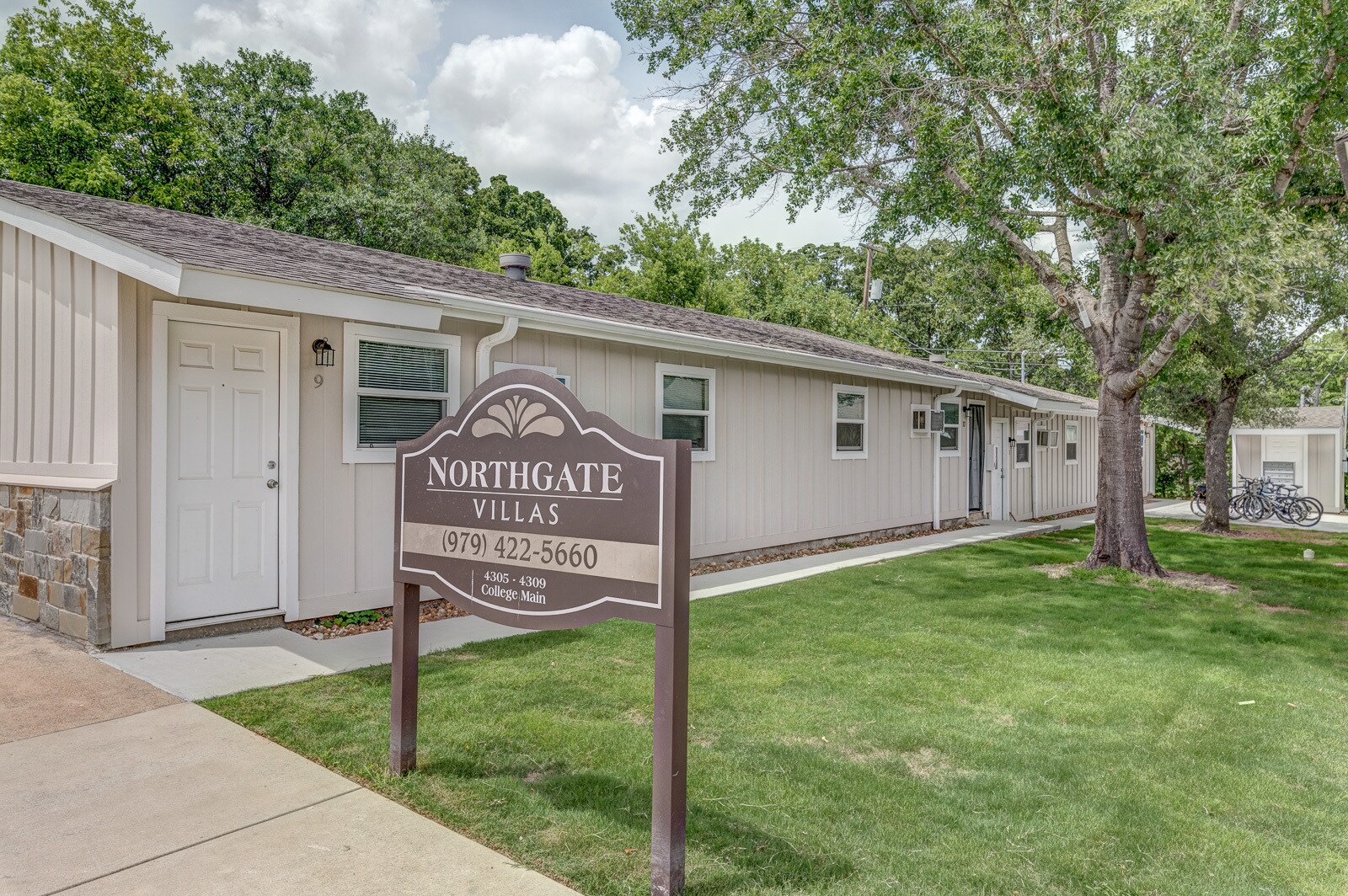 4305 College Main St, Bryan, TX for sale Building Photo- Image 1 of 1