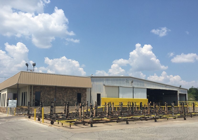 600 FM 1195 Rd S, Mineral Wells, TX for sale - Primary Photo - Image 1 of 1