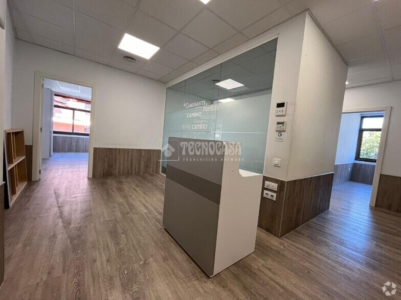 Office in Alcalá de Henares, Madrid for sale - Interior Photo - Image 1 of 1