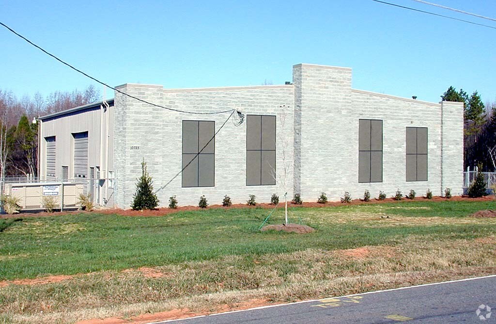 10723 Bailey Rd, Cornelius, NC 28031 Industrial for Lease