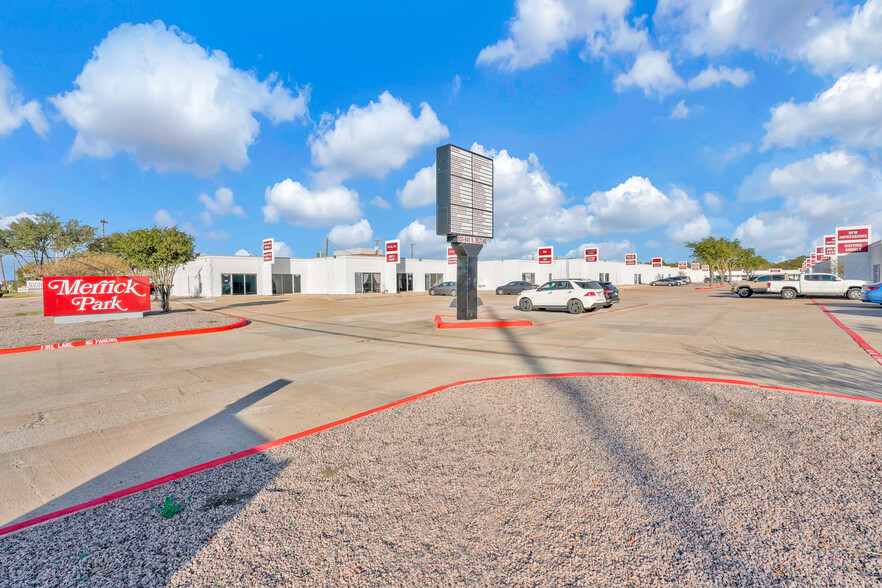 930-940 N Belt Line Rd, Irving, TX for lease - Building Photo - Image 1 of 9