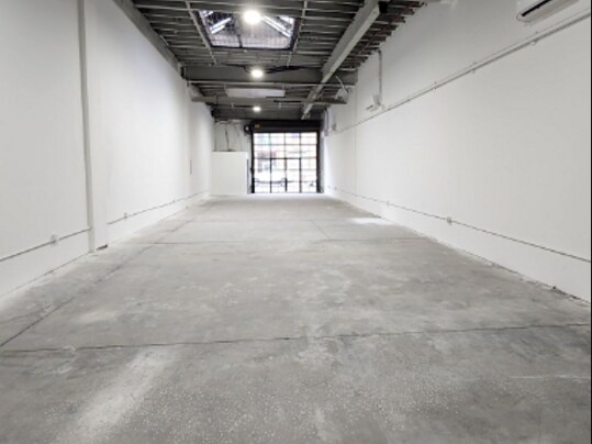 29 Meserole Ave, Brooklyn, NY for sale - Building Photo - Image 1 of 1