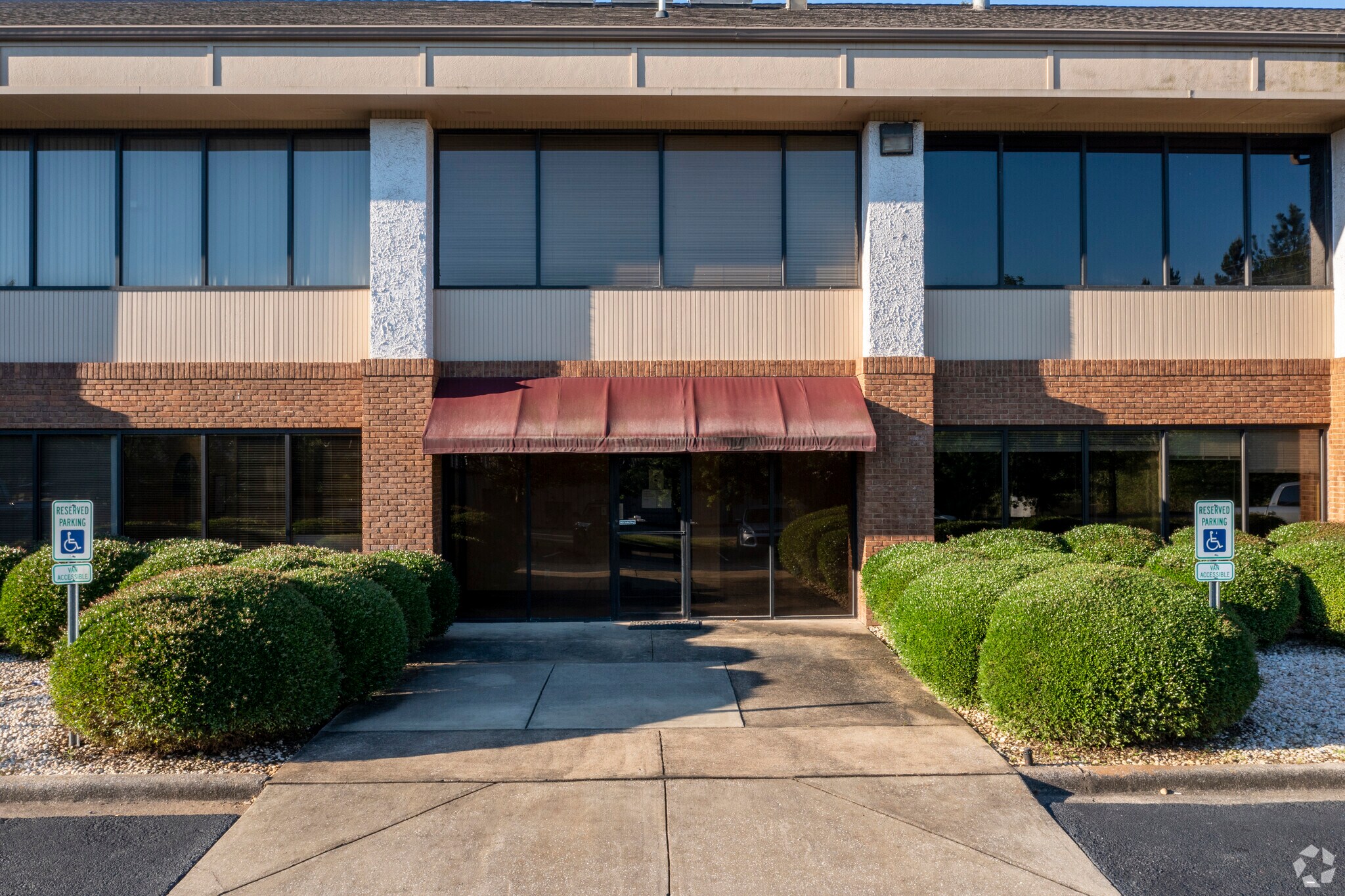 2032 Valleydale Rd, Birmingham, AL 35244 Arrington Building