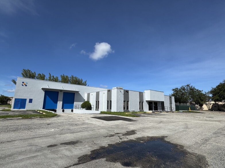 1280 SW 27th Ave, Pompano Beach, FL for lease - Building Photo - Image 2 of 7