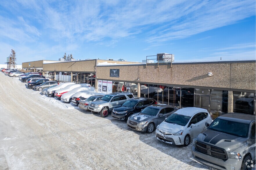 3320 14th Ave NE, Calgary, AB for sale - Primary Photo - Image 1 of 1