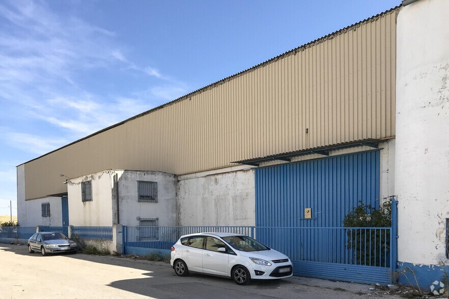 Industrial in Parla, MAD for sale - Primary Photo - Image 1 of 20