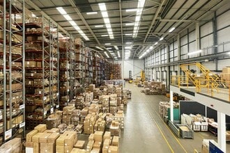 Brudenell Dr, Milton Keynes for lease Interior Photo- Image 1 of 1