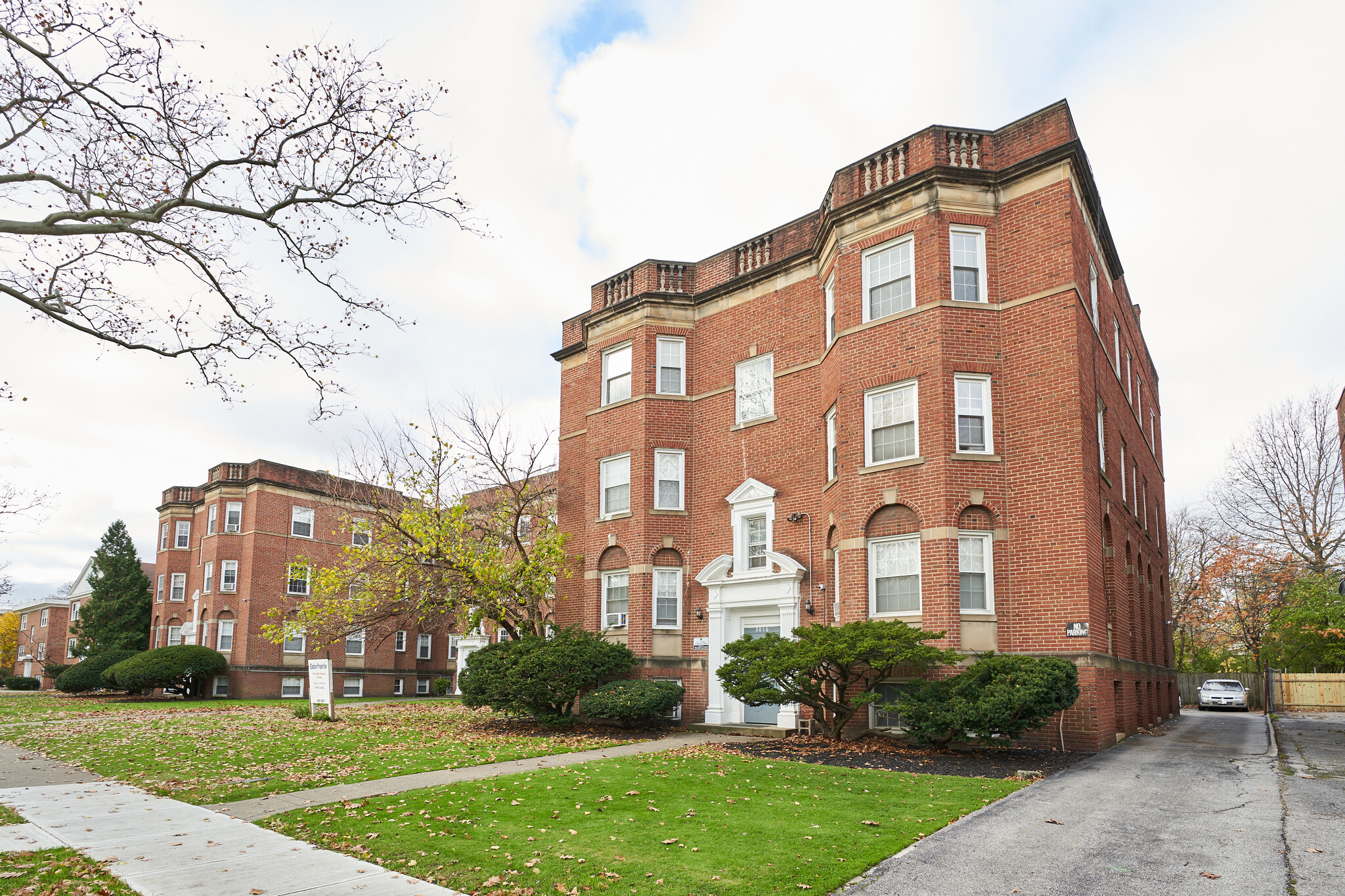 3016 S Moreland Blvd, Cleveland, OH for sale Building Photo- Image 1 of 57