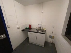 Station St, Leek for lease Interior Photo- Image 2 of 7