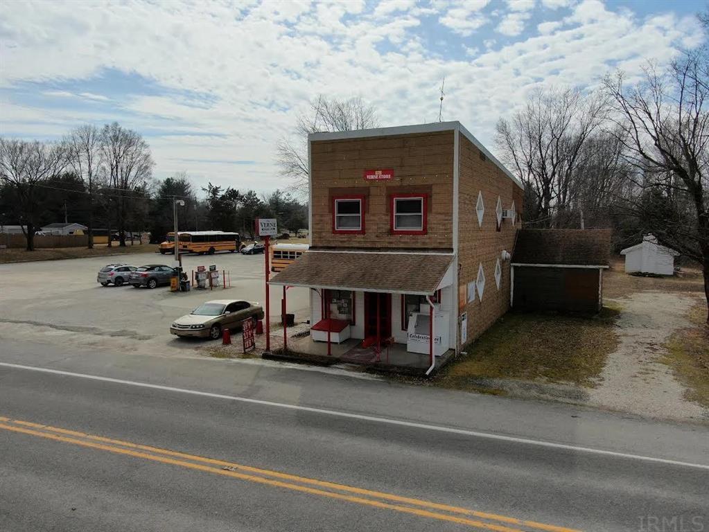 5749 E State Road 61, Vincennes, IN for sale Primary Photo- Image 1 of 1
