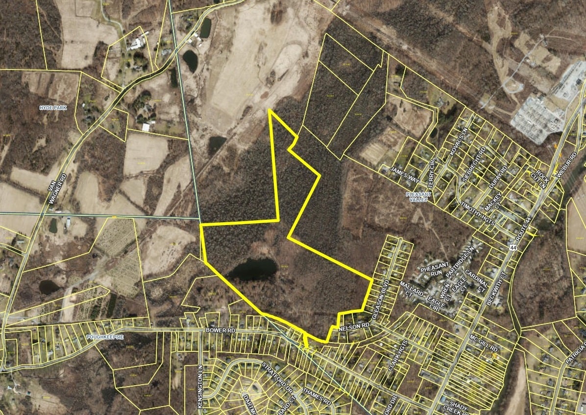 171 Bower rd, Poughkeepsie, NY for sale Primary Photo- Image 1 of 2