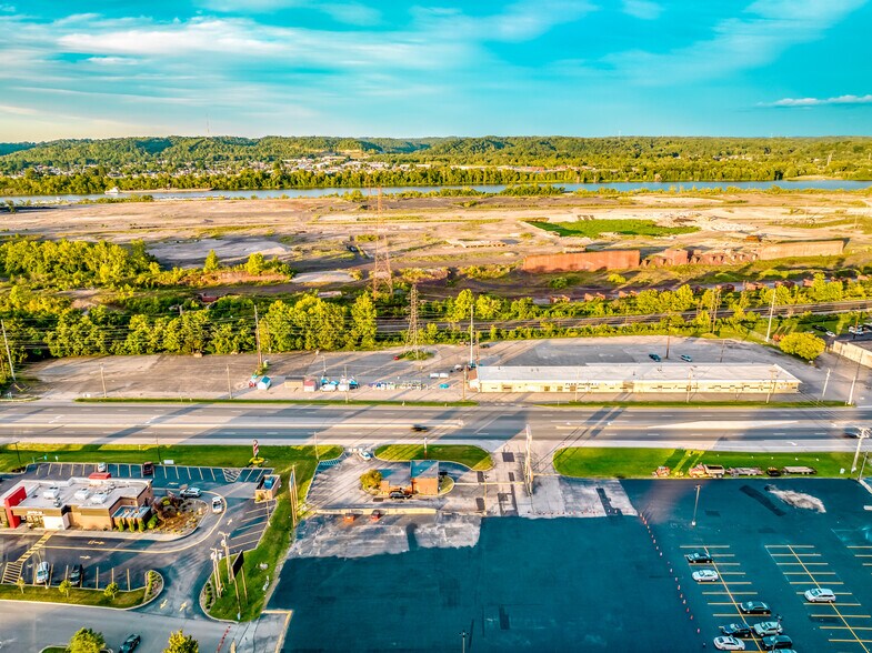 227 Russell Rd., Russell, KY 41169 Hillbilly Flea Market