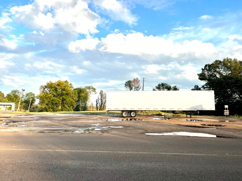 I20 Frontage, Edwards, MS 39066