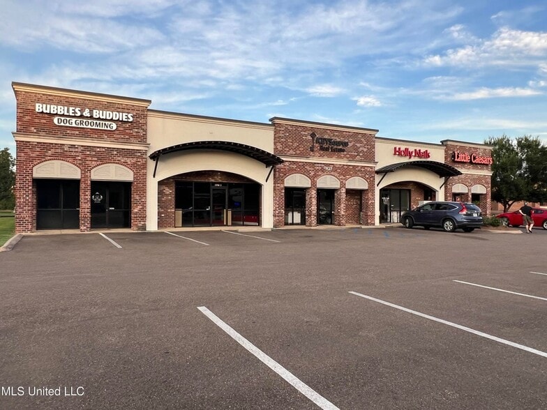 1127 Old Fannin Rd, Brandon, MS for lease - Building Photo - Image 2 of 3