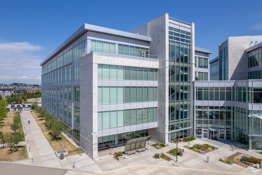 505 Quarry Park Blvd SE, Calgary, AB for lease - Building Photo - Image 1 of 8