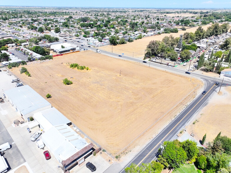 Brownstone Main Brownstone Road, Oakley, CA for sale - Primary Photo - Image 1 of 7