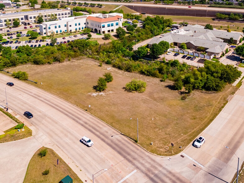 7140 Dutch Branch Rd, Fort Worth, TX for sale - Building Photo - Image 1 of 1