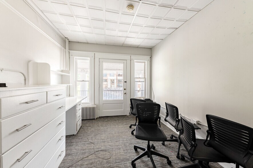 1493 University Ave, Morgantown, WV for lease - Building Photo - Image 3 of 34