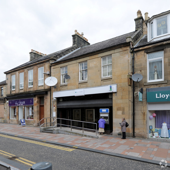 15 High St, Carluke for lease - Building Photo - Image 2 of 3