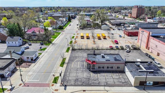 405 S Central Ave, Marshfield, WI for sale - Building Photo - Image 2 of 39