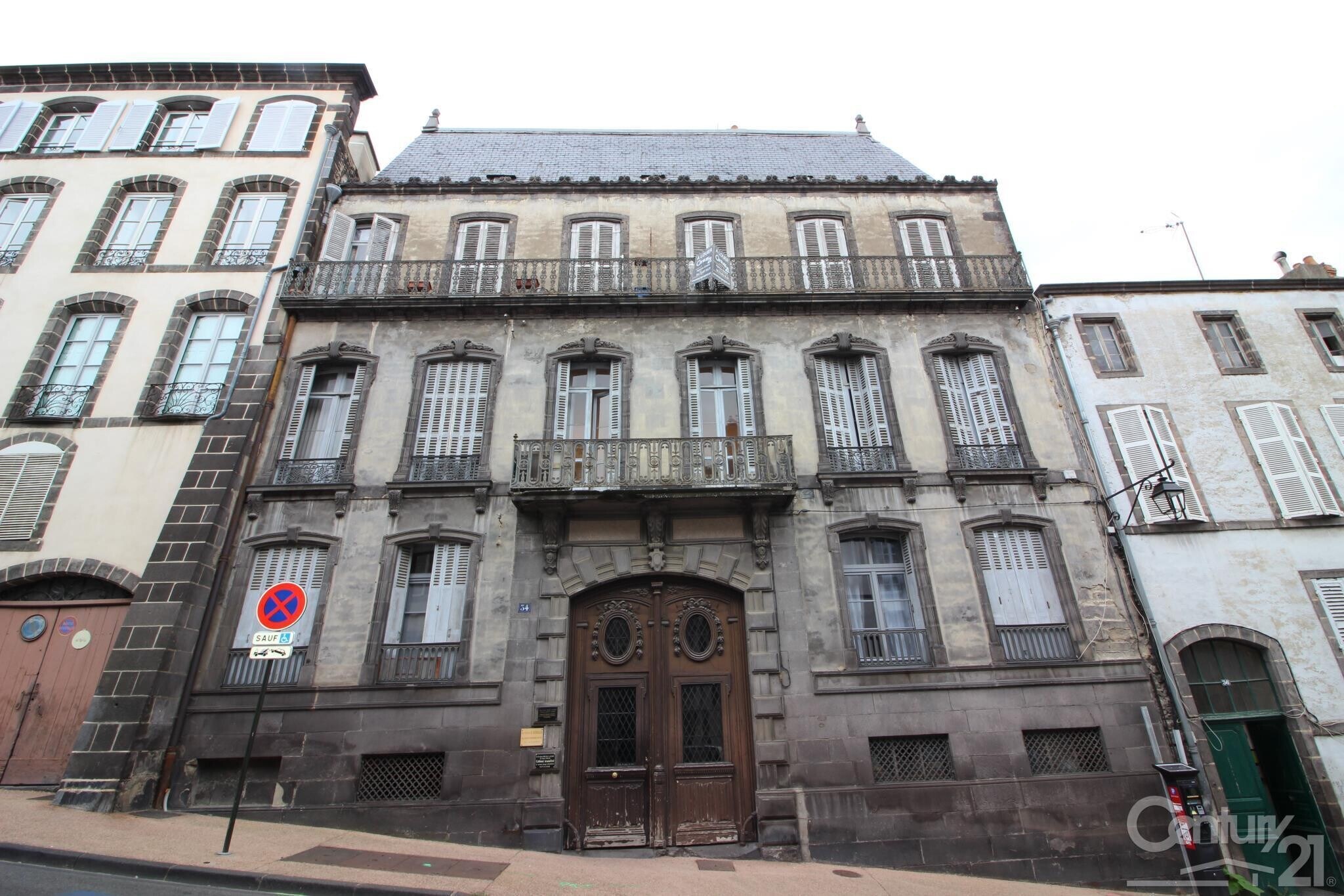 34 Rue De L'Horloge, Riom for lease Building Photo- Image 1 of 4