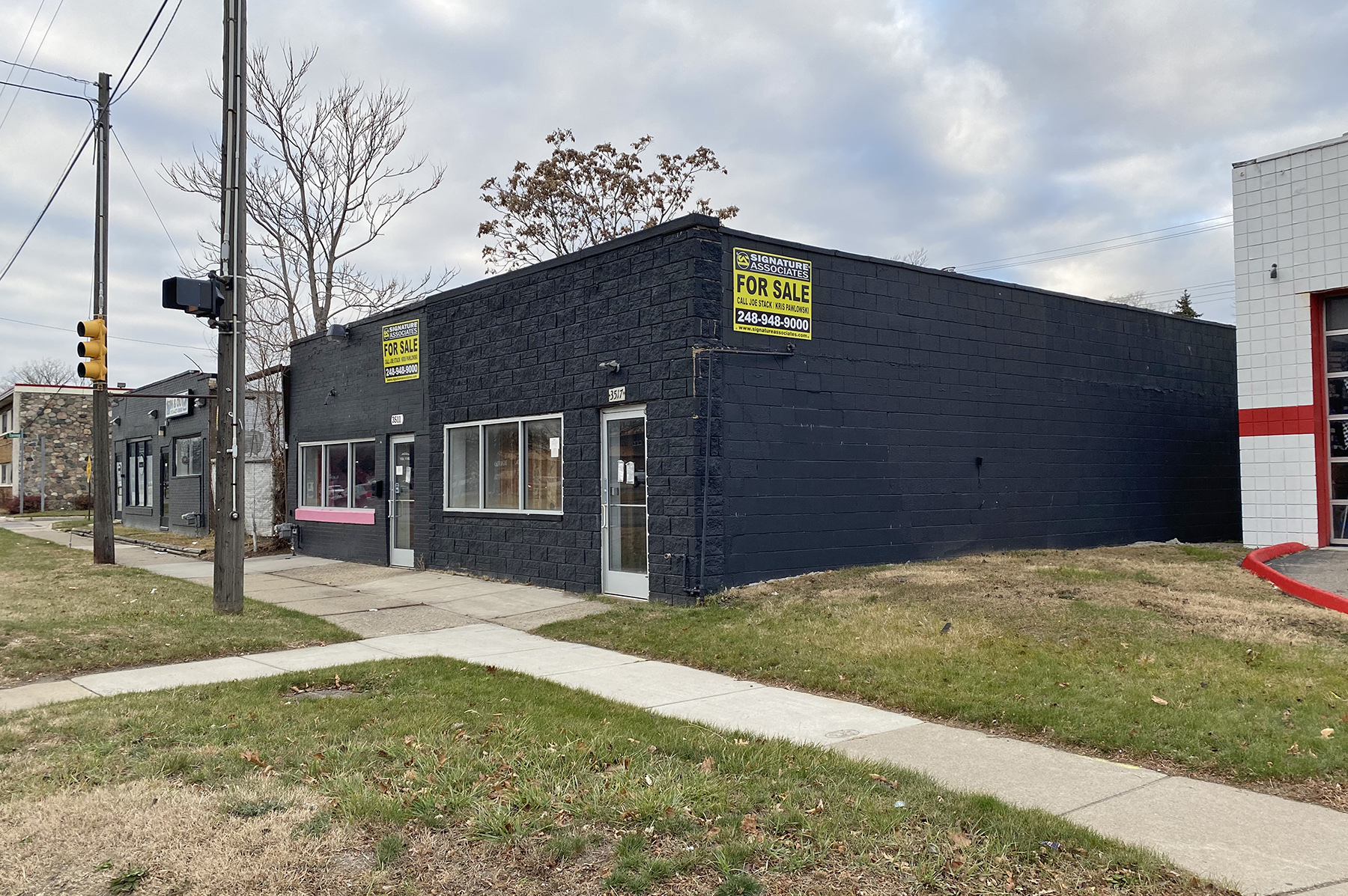 3511-3517 E Eight Mile Rd, Warren, MI for sale Building Photo- Image 1 of 1