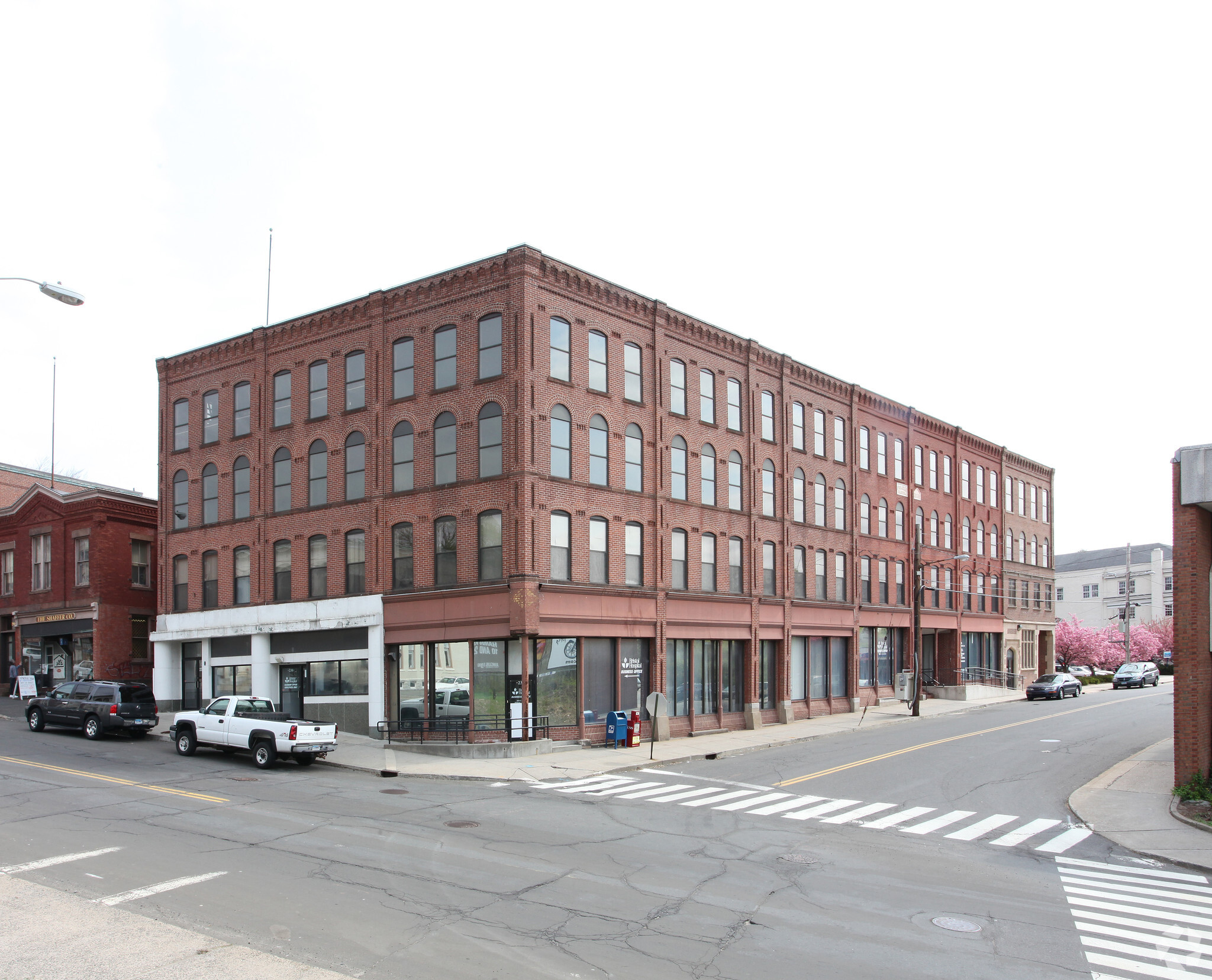 238-240 Main St, Bristol, CT for lease Primary Photo- Image 1 of 6