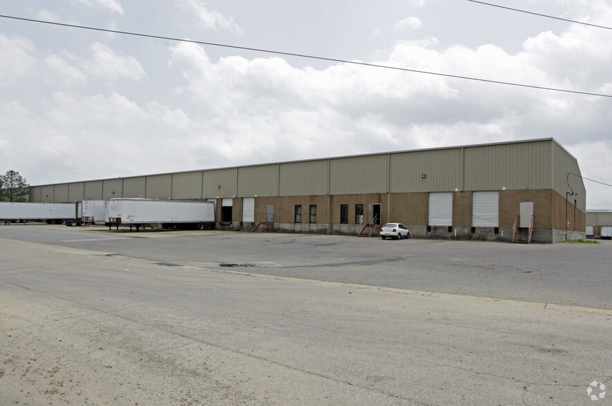 10700 Ridgeway Industrial Dr, Olive Branch, MS for lease - Primary Photo - Image 1 of 6