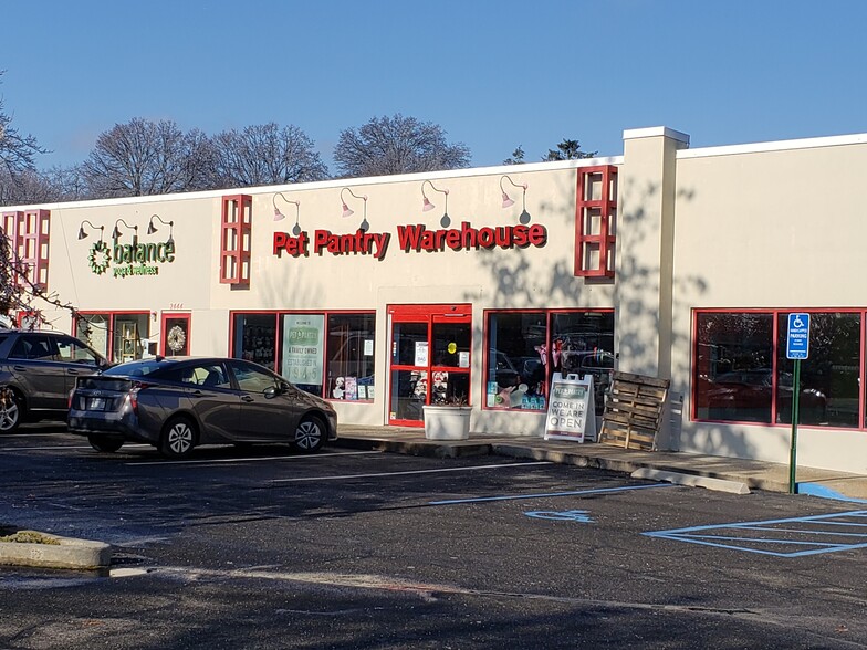 2444 Boston Post Rd, Larchmont, NY for lease - Building Photo - Image 2 of 3