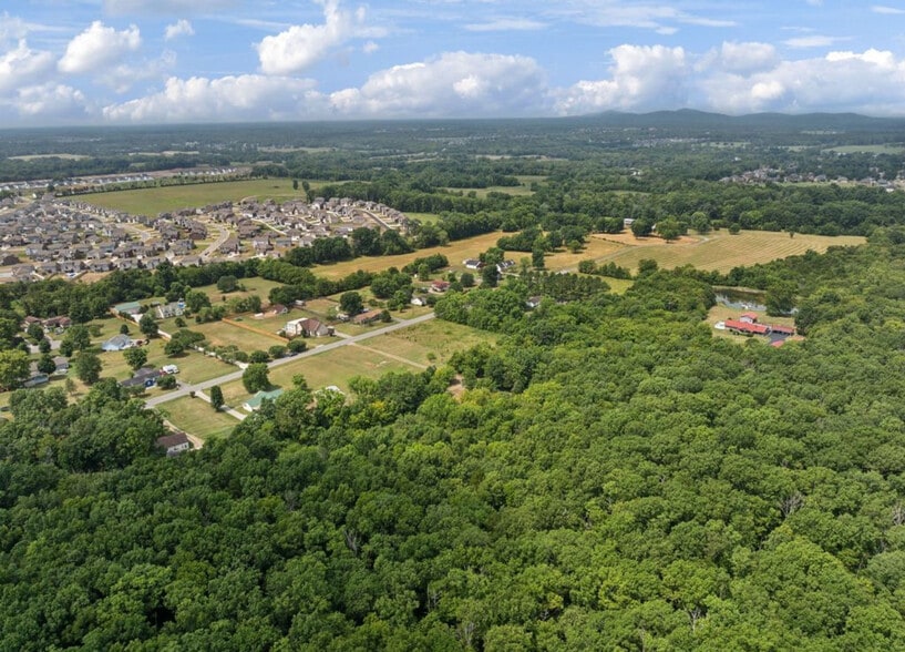 250 Hemlock Dr, Murfreesboro, TN for sale - Building Photo - Image 2 of 47