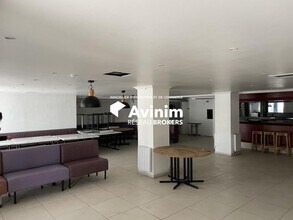 Office in Noisy-le-Grand for sale Interior Photo- Image 2 of 9