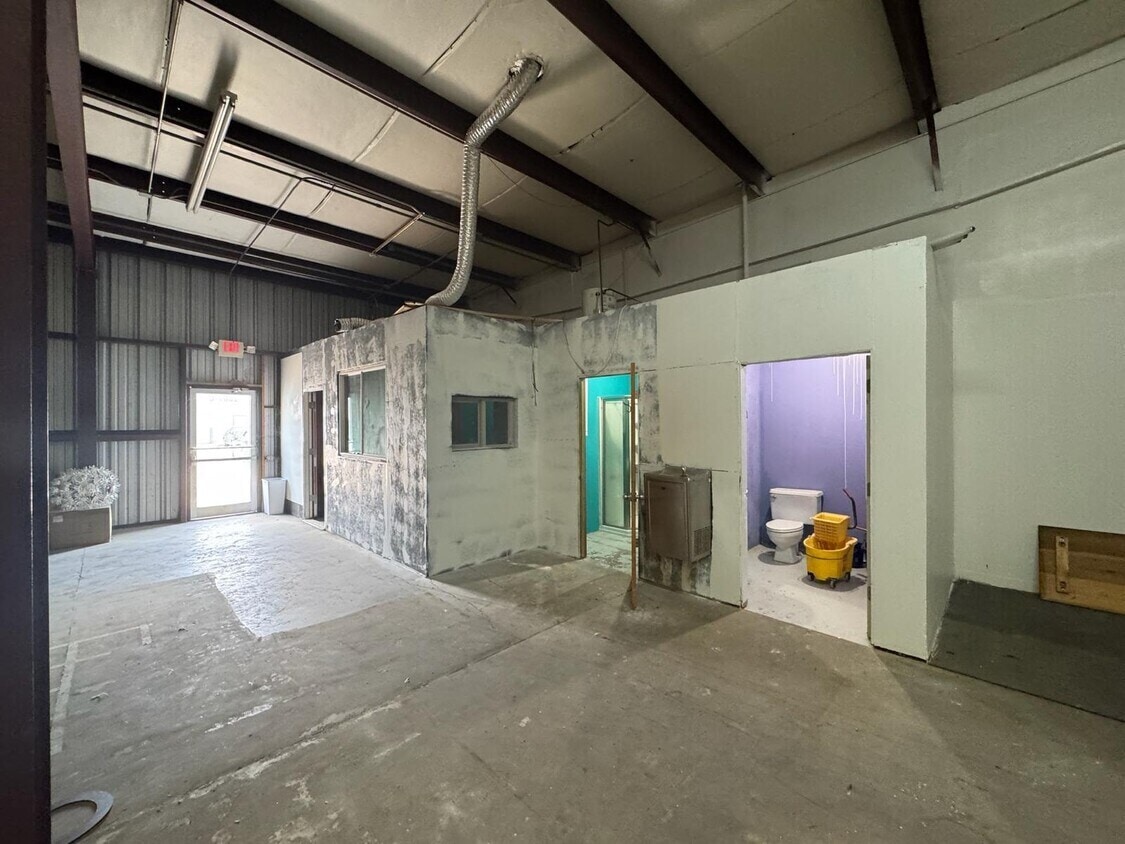 2801-2825 Gulf Fwy, Houston, TX for lease Interior Photo- Image 1 of 9