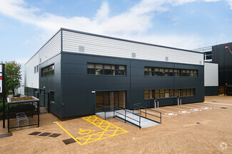 16 Colonial Way, Watford HRT - Warehouse