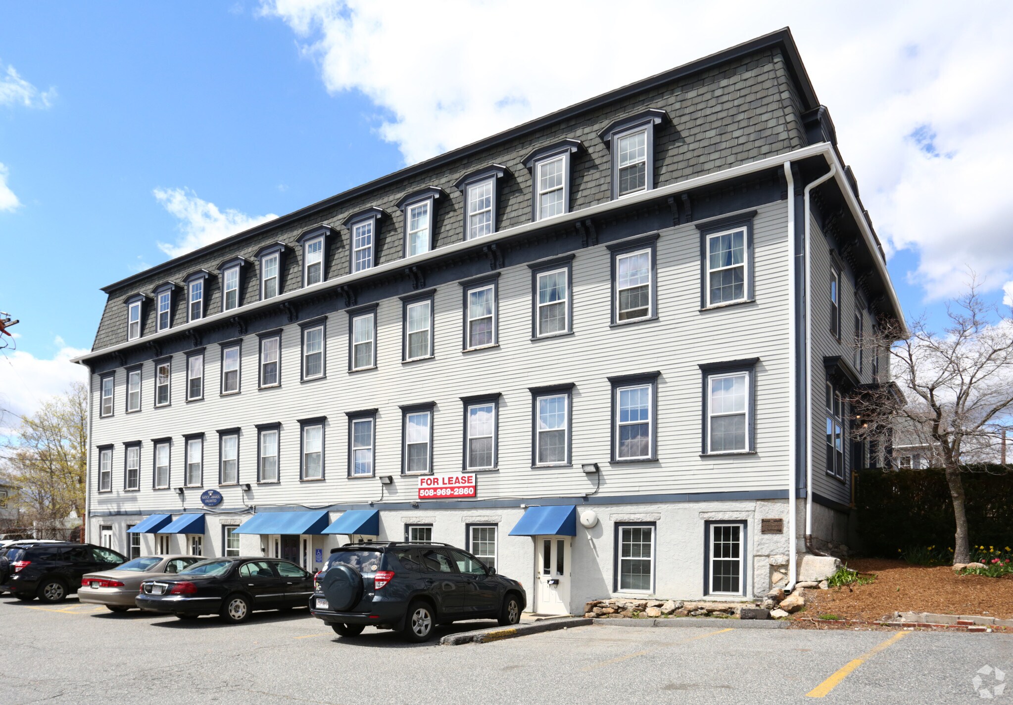 12 Walnut St, Natick, MA for sale Primary Photo- Image 1 of 1