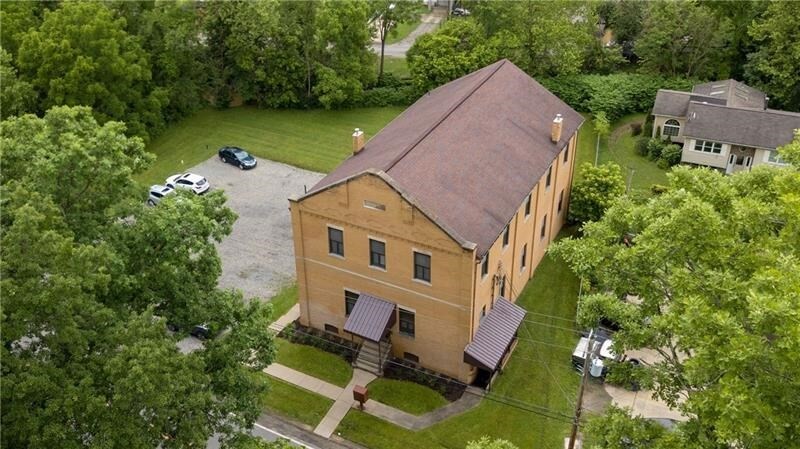 7621 Noblestown Rd, Mc Donald, PA for sale Primary Photo- Image 1 of 1