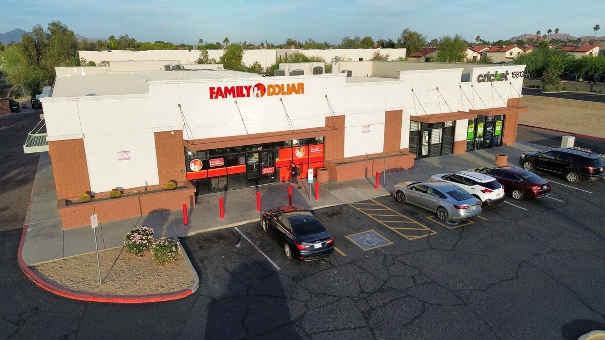 15813 N Cave Creek Rd, Phoenix, AZ for lease Building Photo- Image 1 of 5