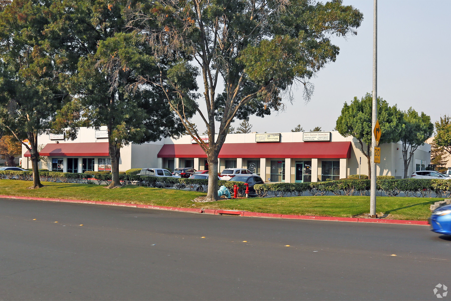 1802-1830 Verne Roberts Cir, Antioch, CA for lease Primary Photo- Image 1 of 8