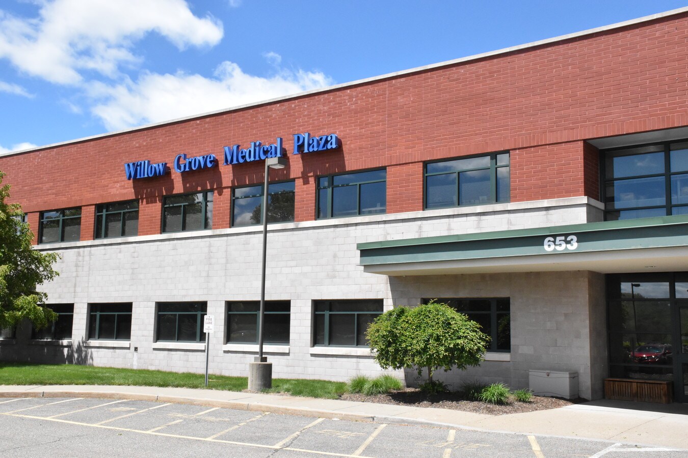 653 Willow Grove St, Hackettstown, NJ 07840