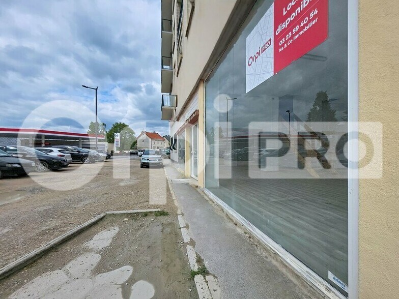 Retail in Soissons for sale - Building Photo - Image 1 of 8
