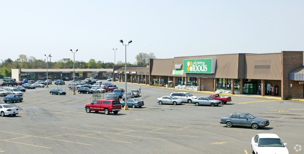 614 L-614 T S Main St, King, NC for lease - Building Photo - Image 2 of 13