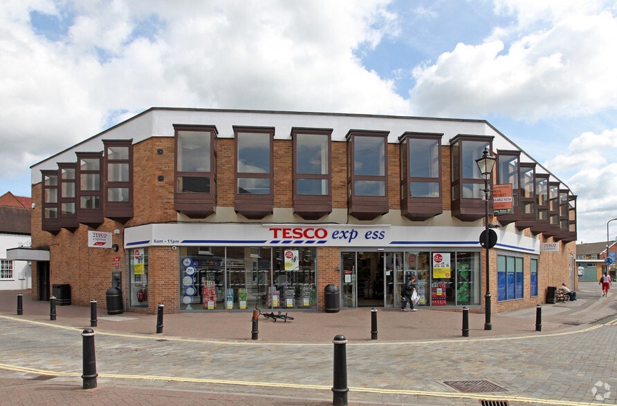 60-62 High St, Burnham for sale - Primary Photo - Image 1 of 1