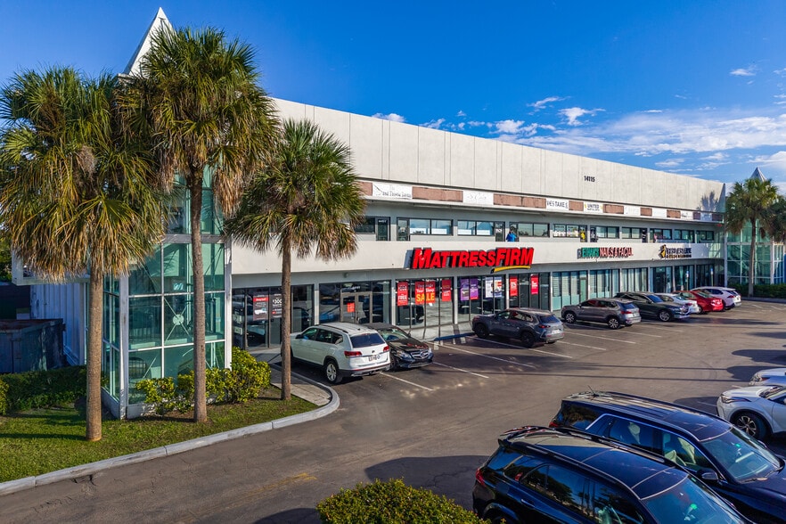 14101-14115 S Dixie Hwy, Palmetto Bay, FL for lease - Building Photo - Image 3 of 9