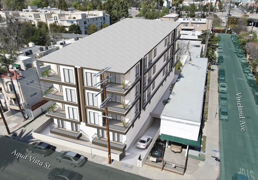 11015 Aqua Vista St, Studio City, CA for sale - Building Photo - Image 2 of 6