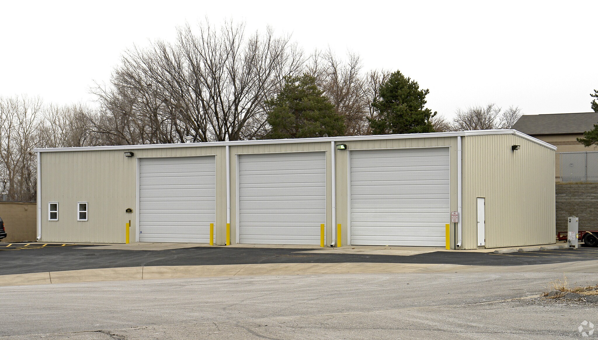 1367 Charlestown Industrial Dr, Saint Charles, MO for sale Primary Photo- Image 1 of 1