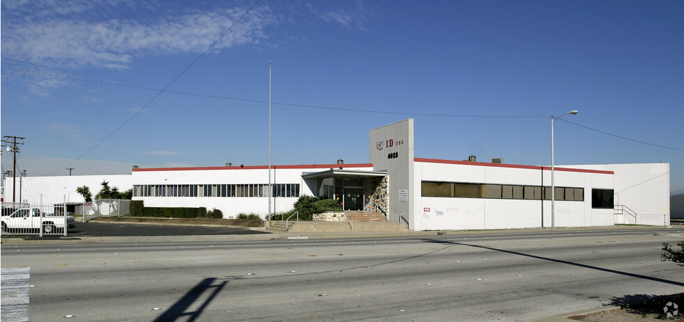 6623-6625 Washington Blvd, Los Angeles, CA for lease - Building Photo - Image 2 of 11